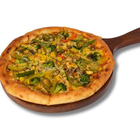L'Amour Farmhouse Pizza with zucchini, peppers, corn and olives